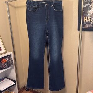 Good American ALWAYS FITS GOOD LEGS FLARE JEANS Size 14-18